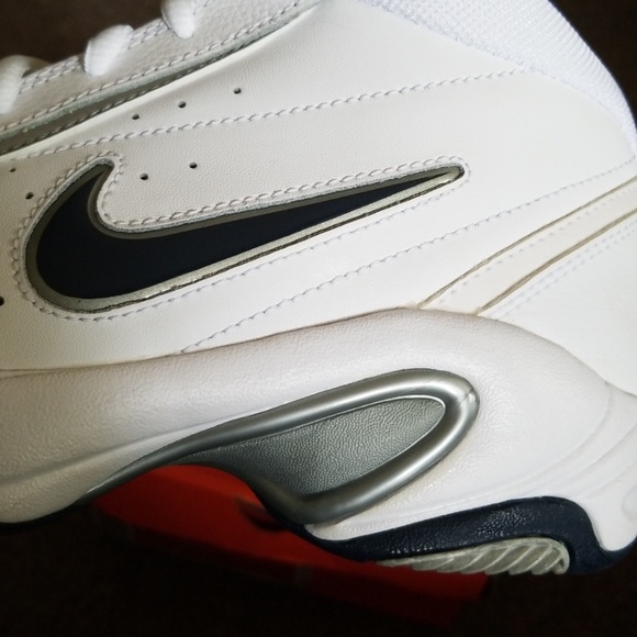 nike overplay 4